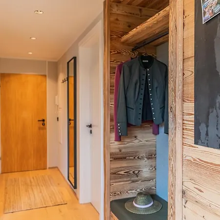 Kirchbichl - Stylisch Laessig, Mit Eigener Sauna Apartment