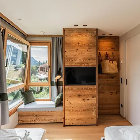 Kirchbichl - Stylisch Laessig, Mit Eigener Sauna * Schliersee