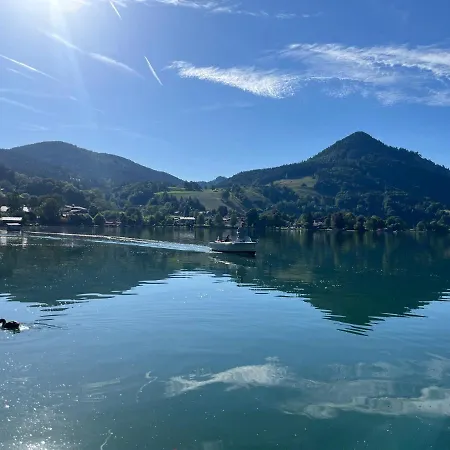 Kirchbichl - Stylisch Laessig, Mit Eigener Sauna Apartamento