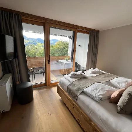 Kirchbichl - Stylisch Laessig, Mit Eigener Sauna * Schliersee
